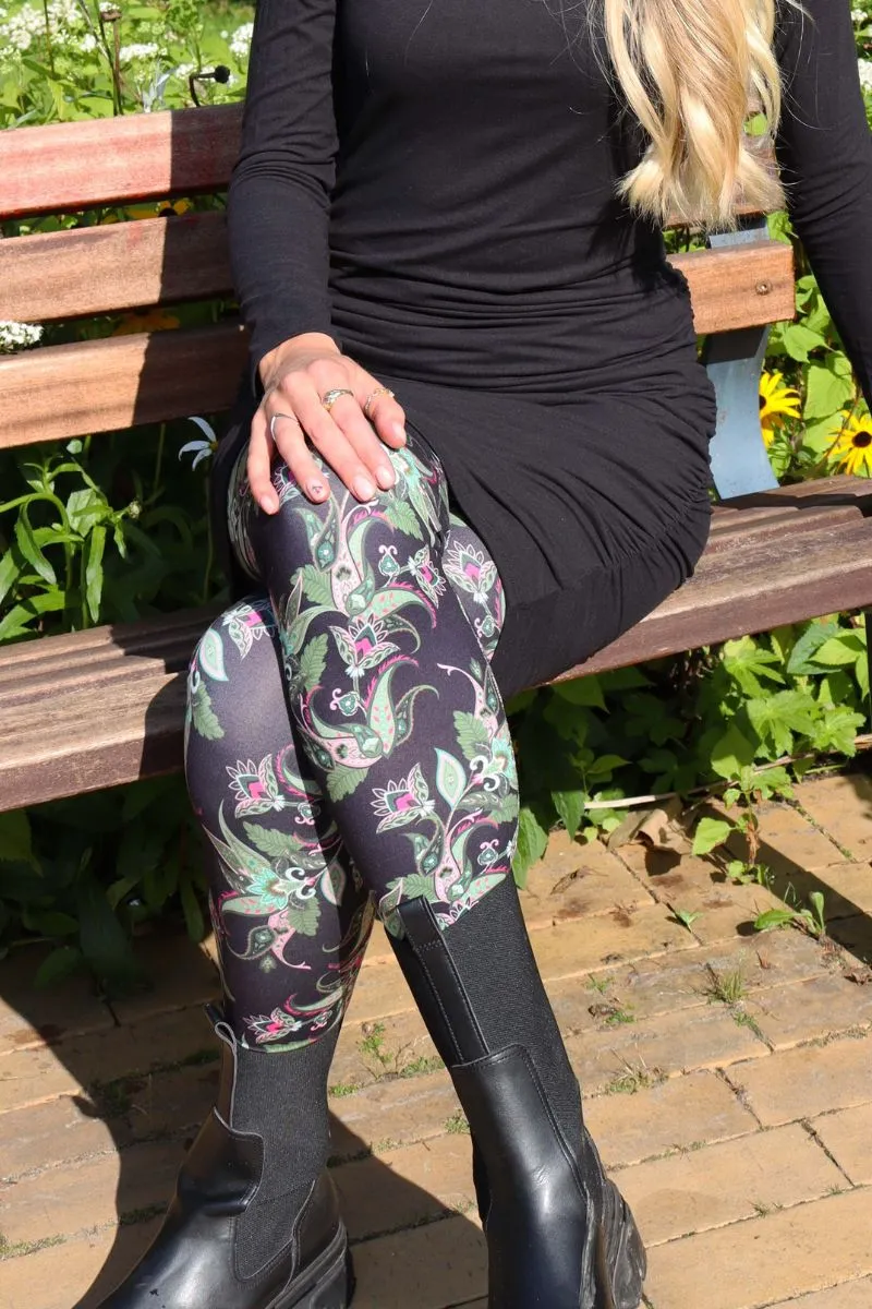 Alma Leggings 9550 in Army Pink Paisley by Liberté - Shop Now