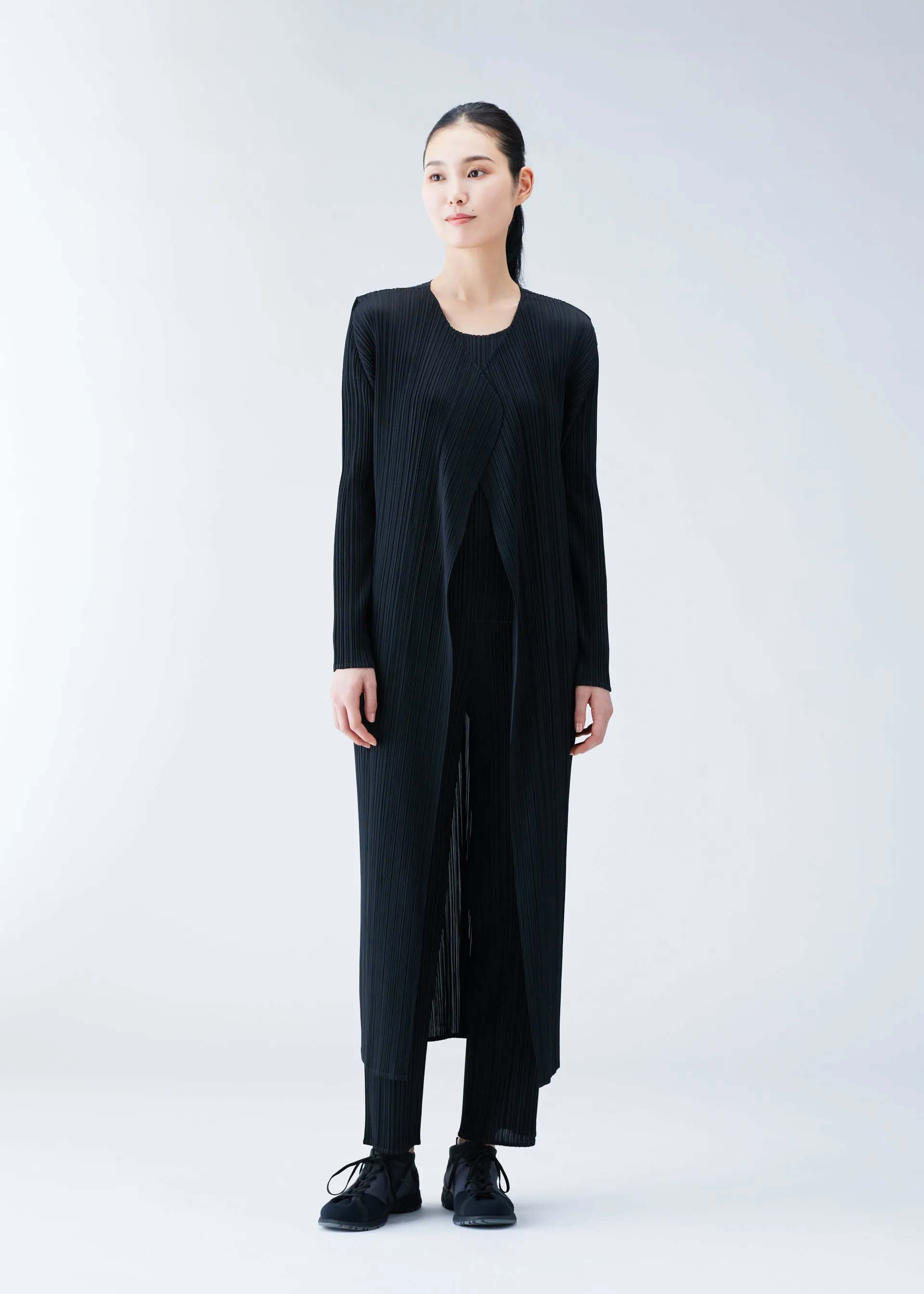 BASICS COAT by PLEATS PLEASE ISSEY MIYAKE