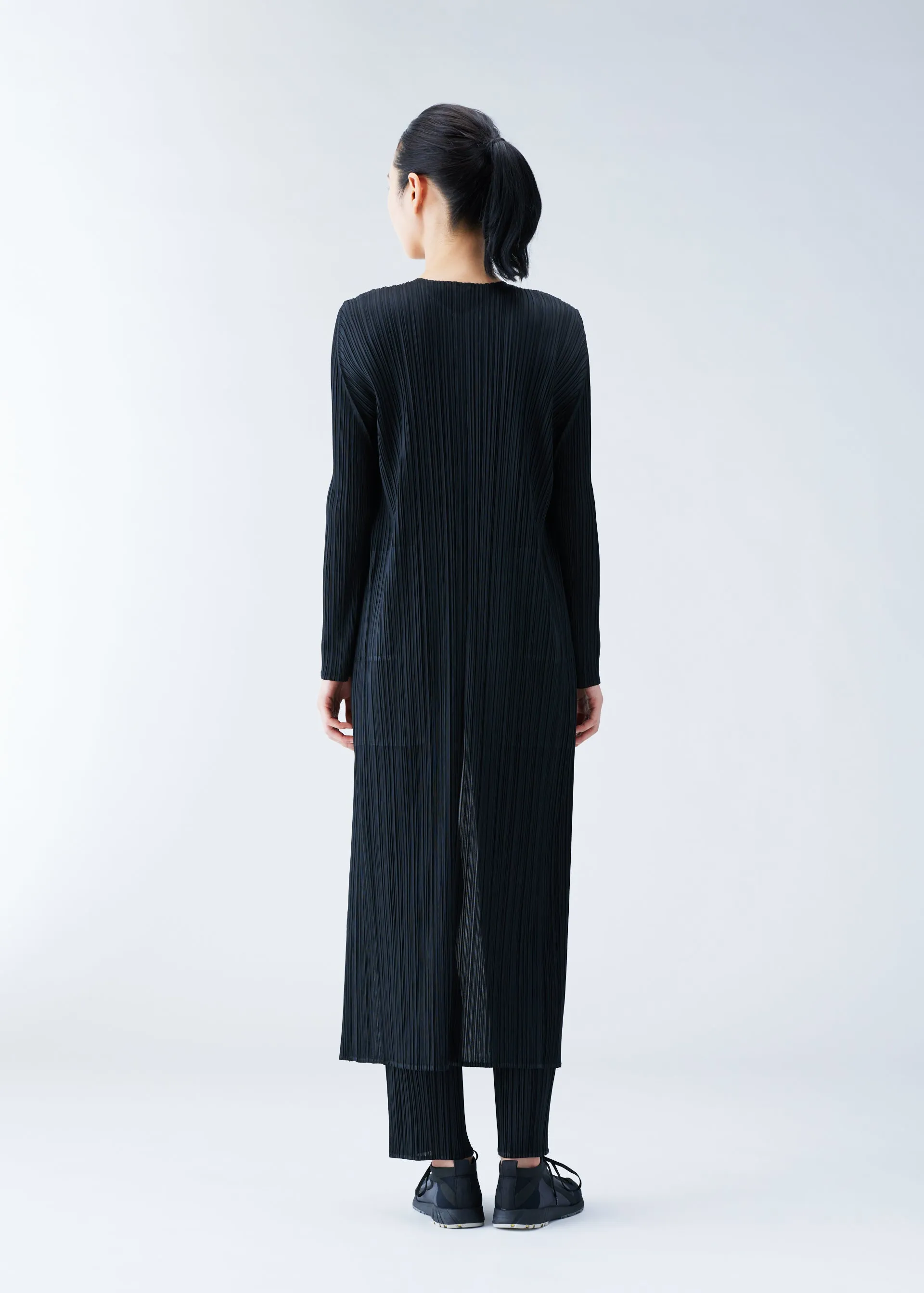 BASICS COAT by PLEATS PLEASE ISSEY MIYAKE