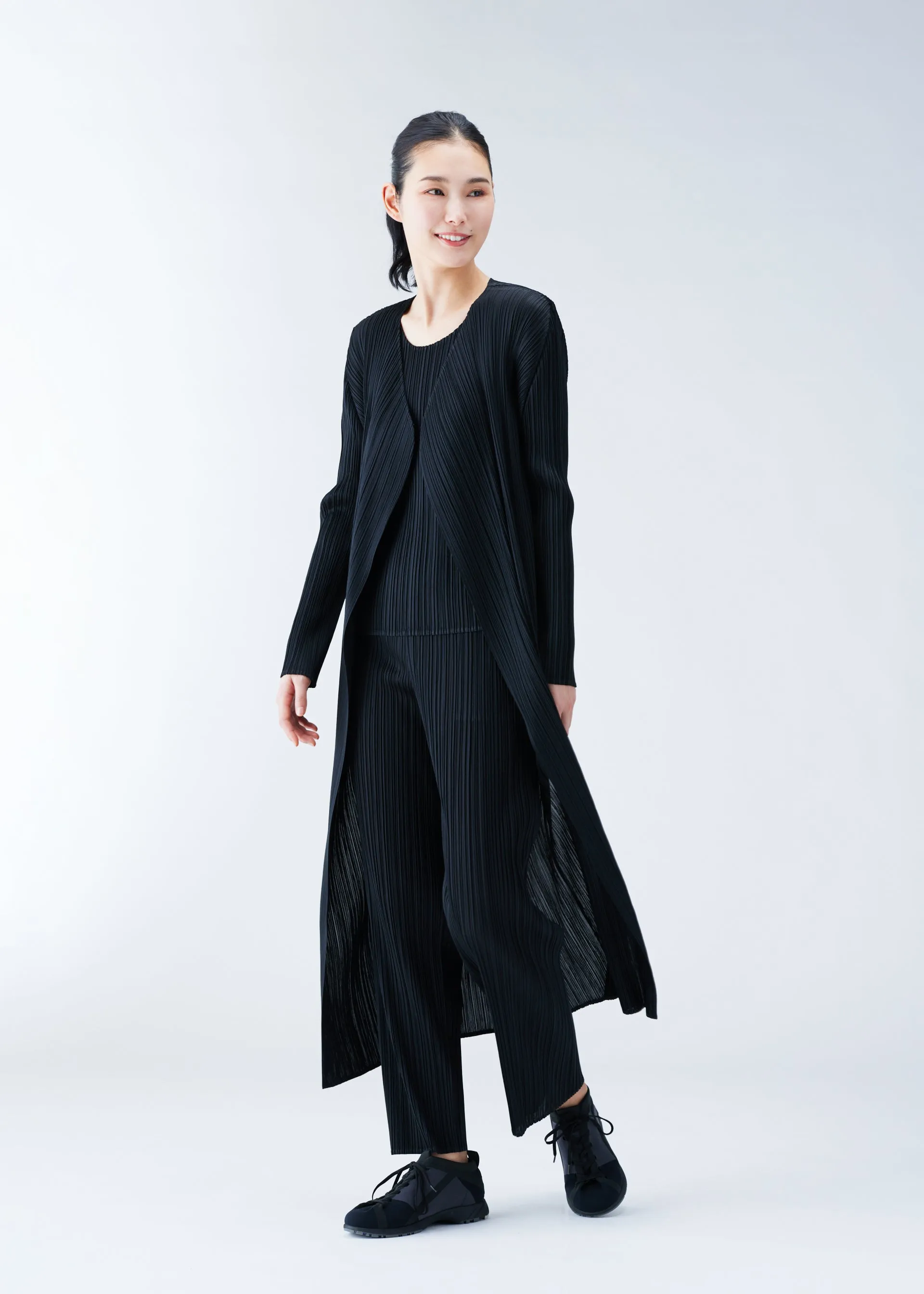 BASICS COAT by PLEATS PLEASE ISSEY MIYAKE