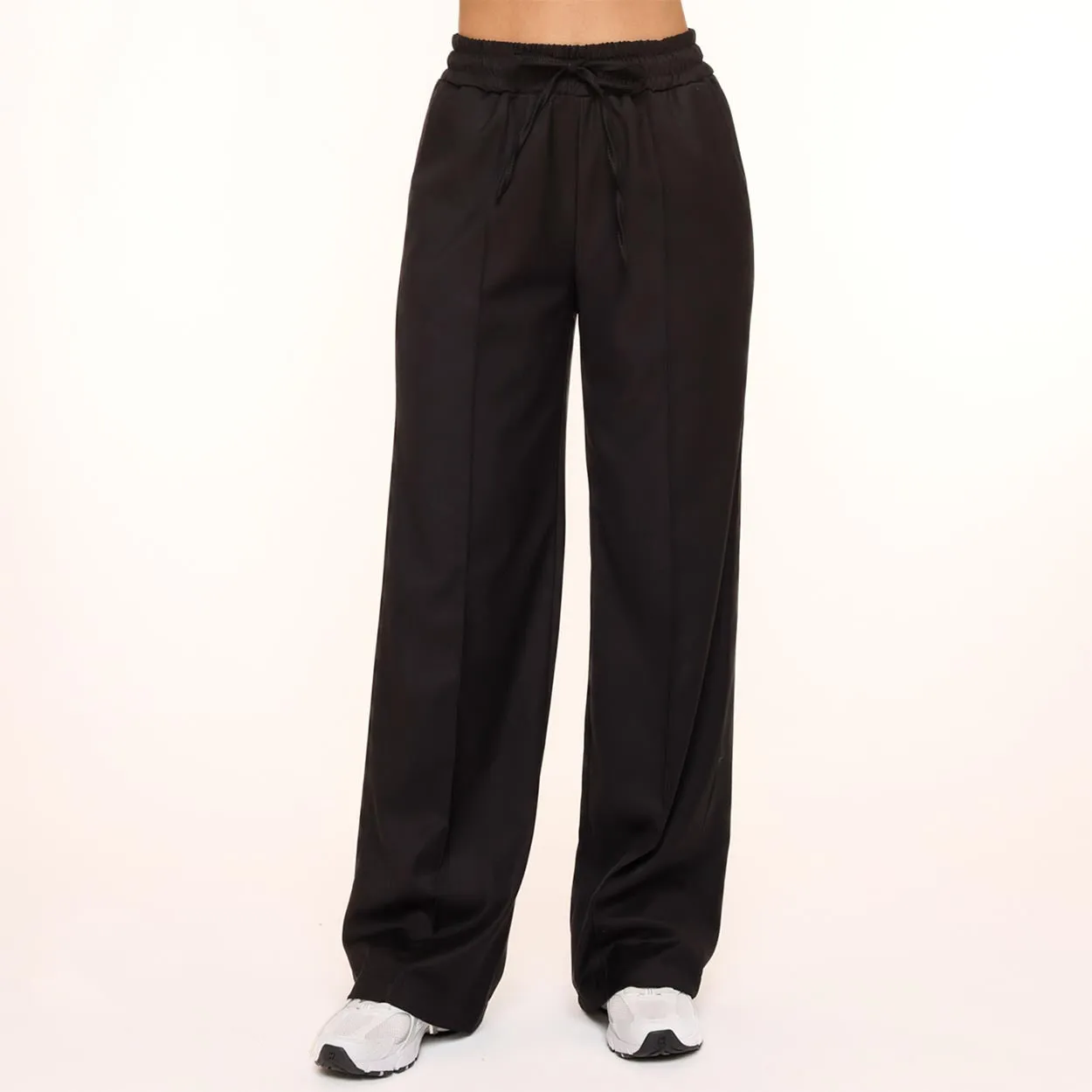 Black Elastic Seam Pants