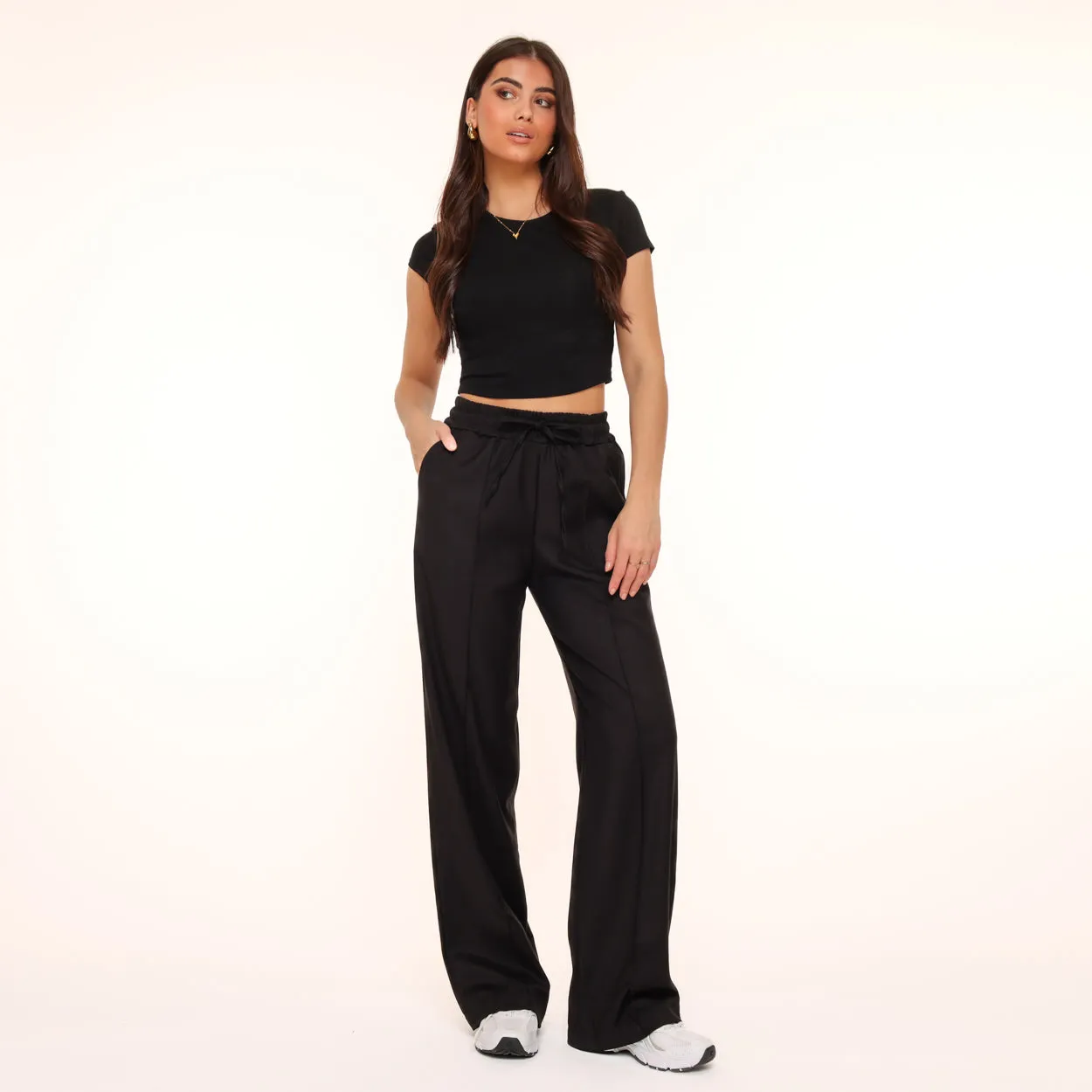 Black Elastic Seam Pants