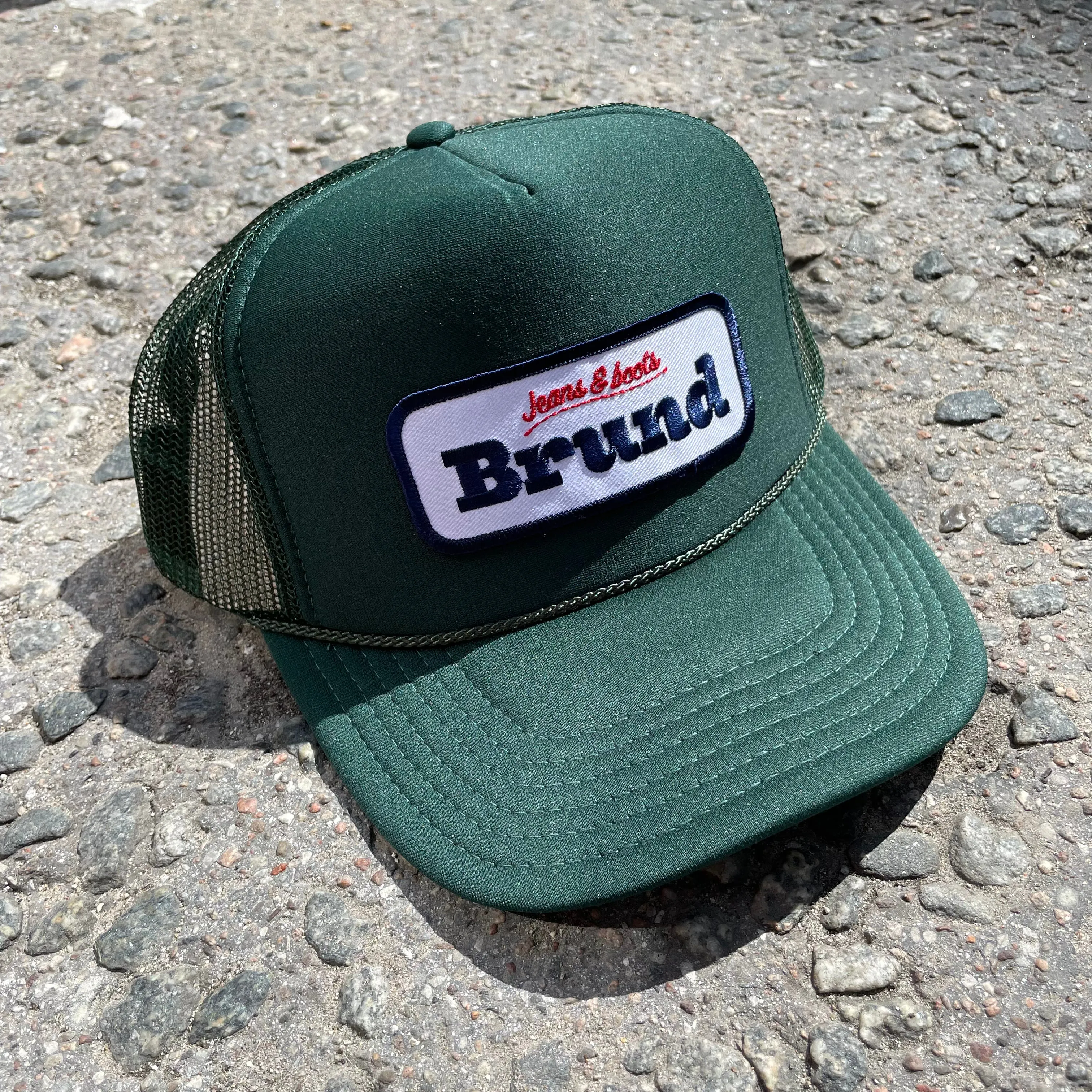 Brund Logo Mesh Cap in Olive