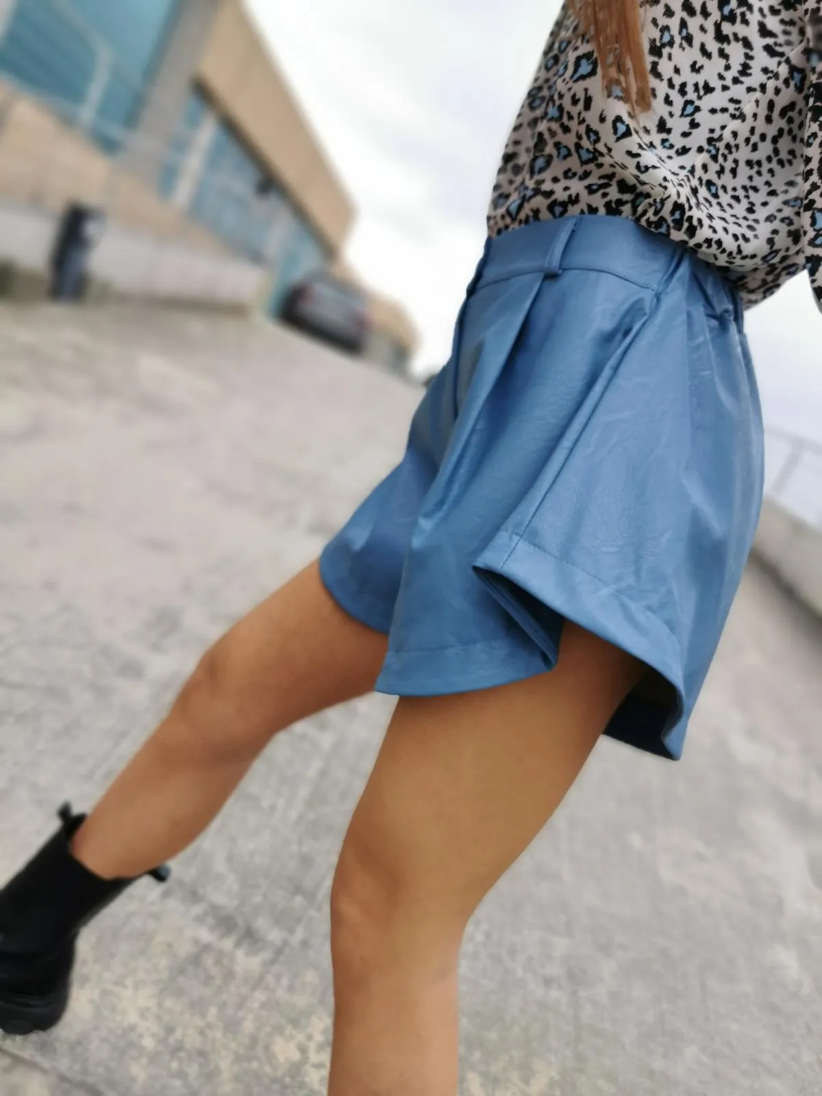 Faux Leather Short Pleated Skirt