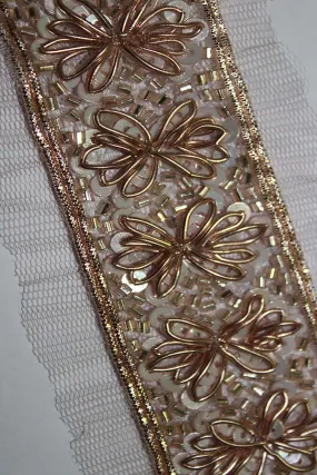 Golden Handmade Lace Trim: Exquisite Embellishment (9-Meter Roll)