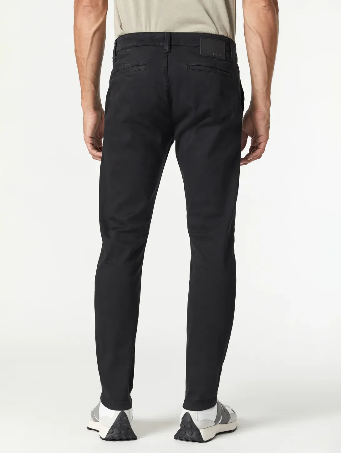 Black Sateen Twill JohnnySlim Chino Pant