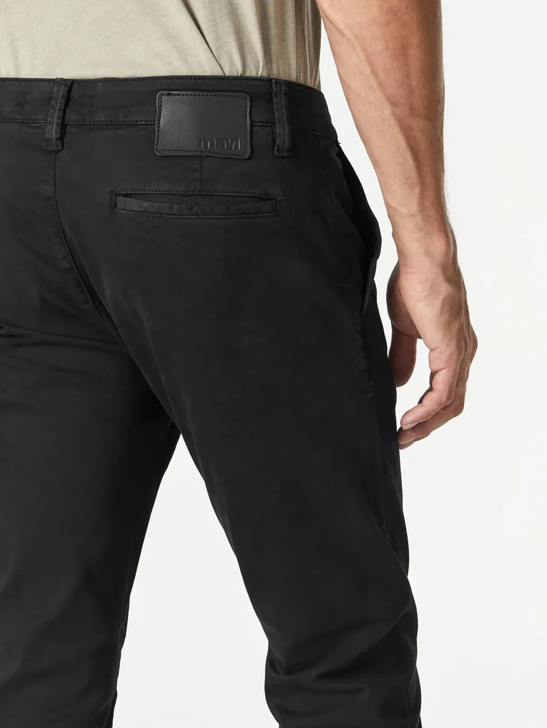 Black Sateen Twill JohnnySlim Chino Pant