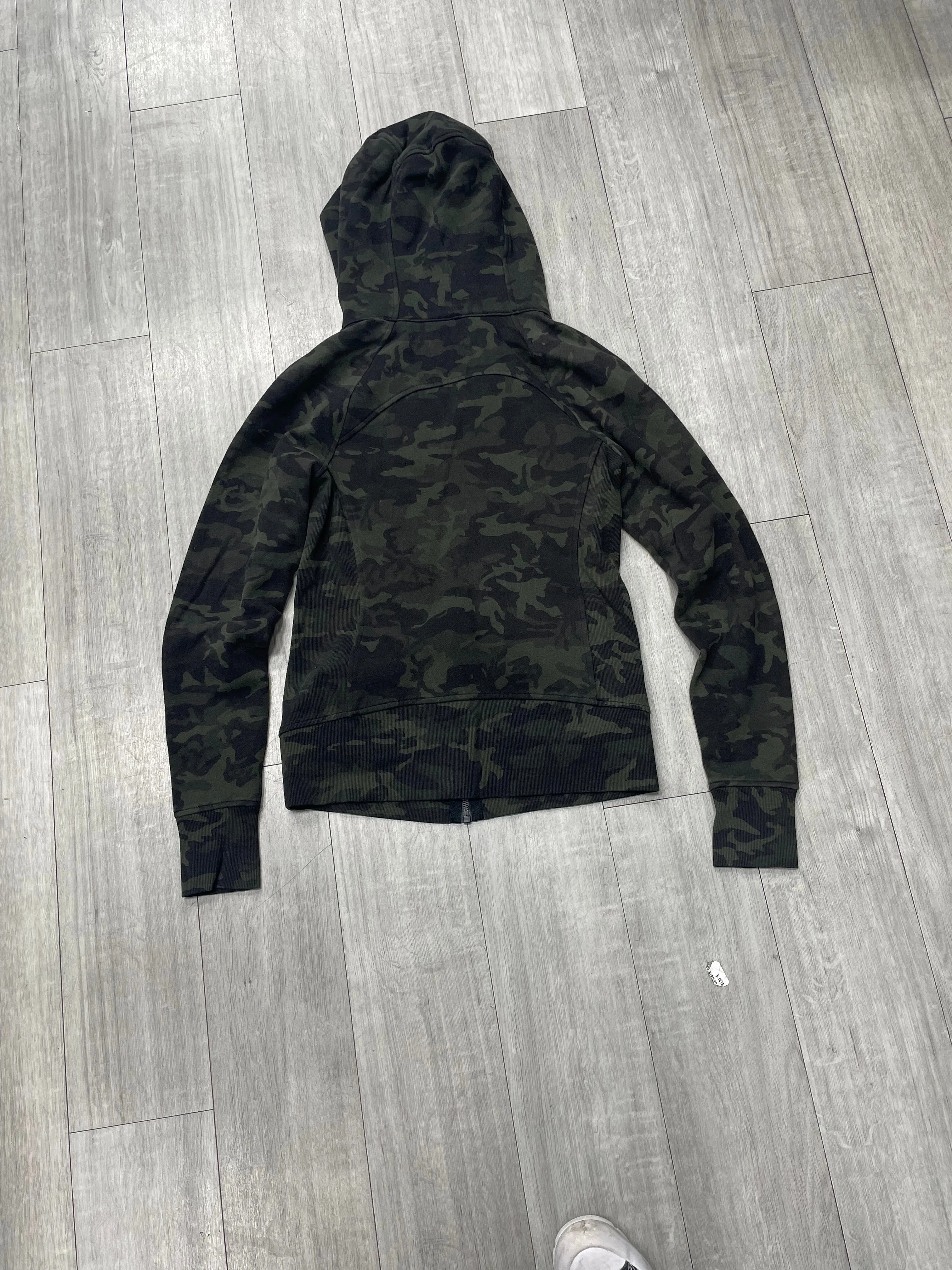 Lulu Lemon Camo Outerwear Medium Size 7355 - Shop Now