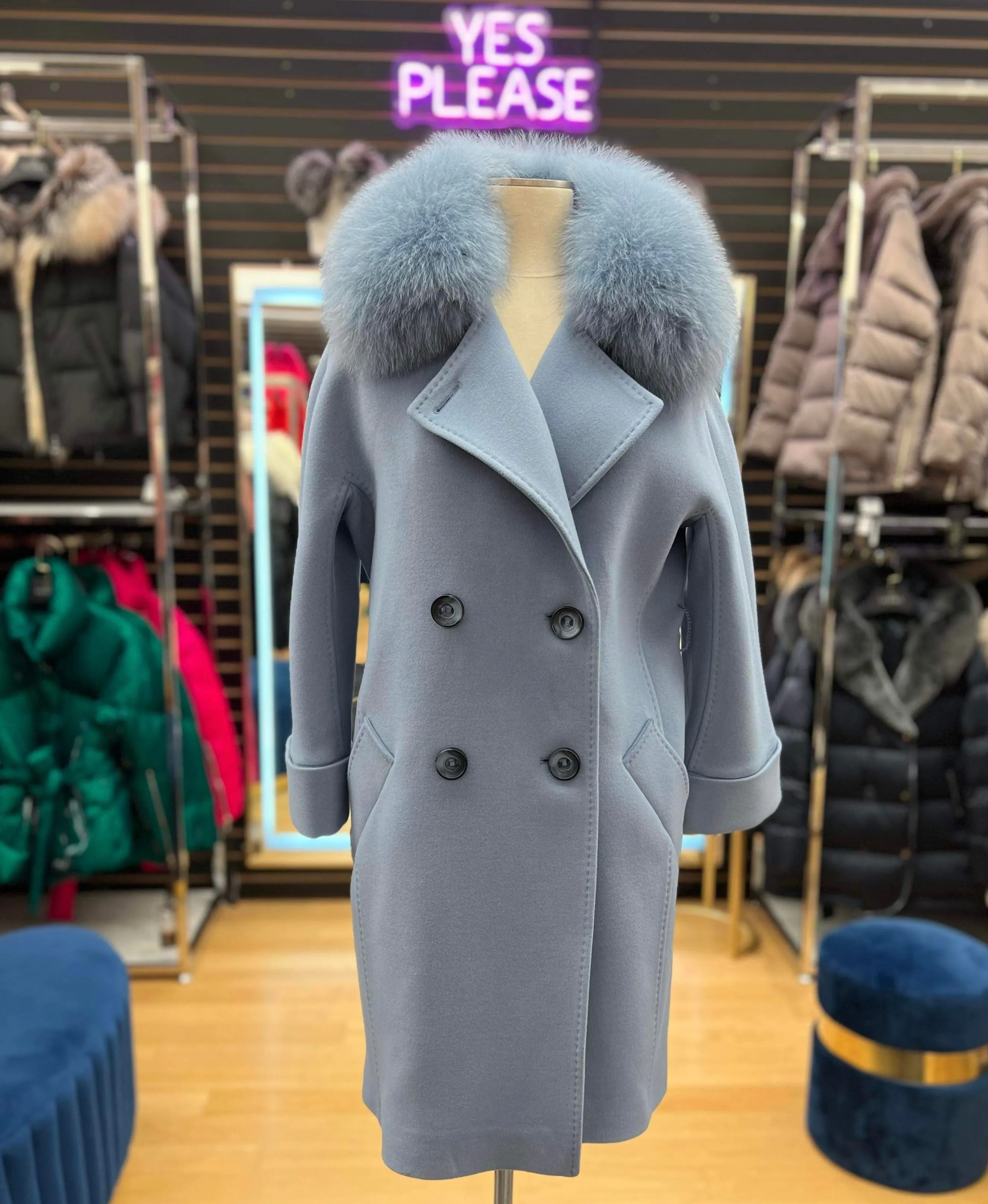 Luxury Polar Fox Tailored Cashmere Wool Coat