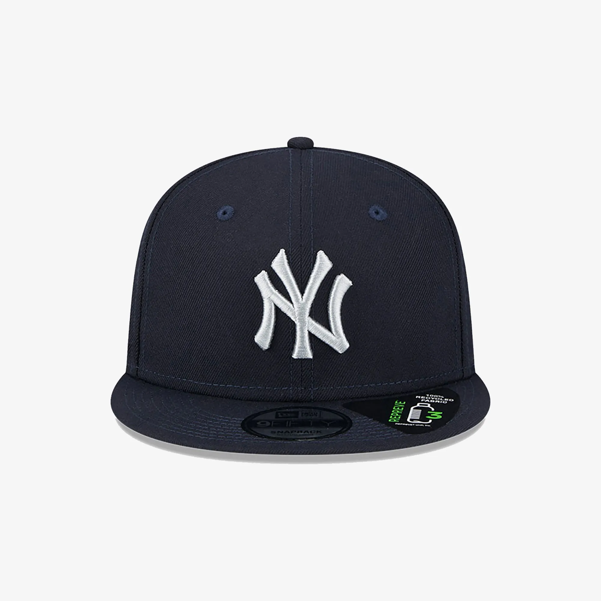 New York Yankees Navy Blue Snapback Cap - 9FIFTY Model