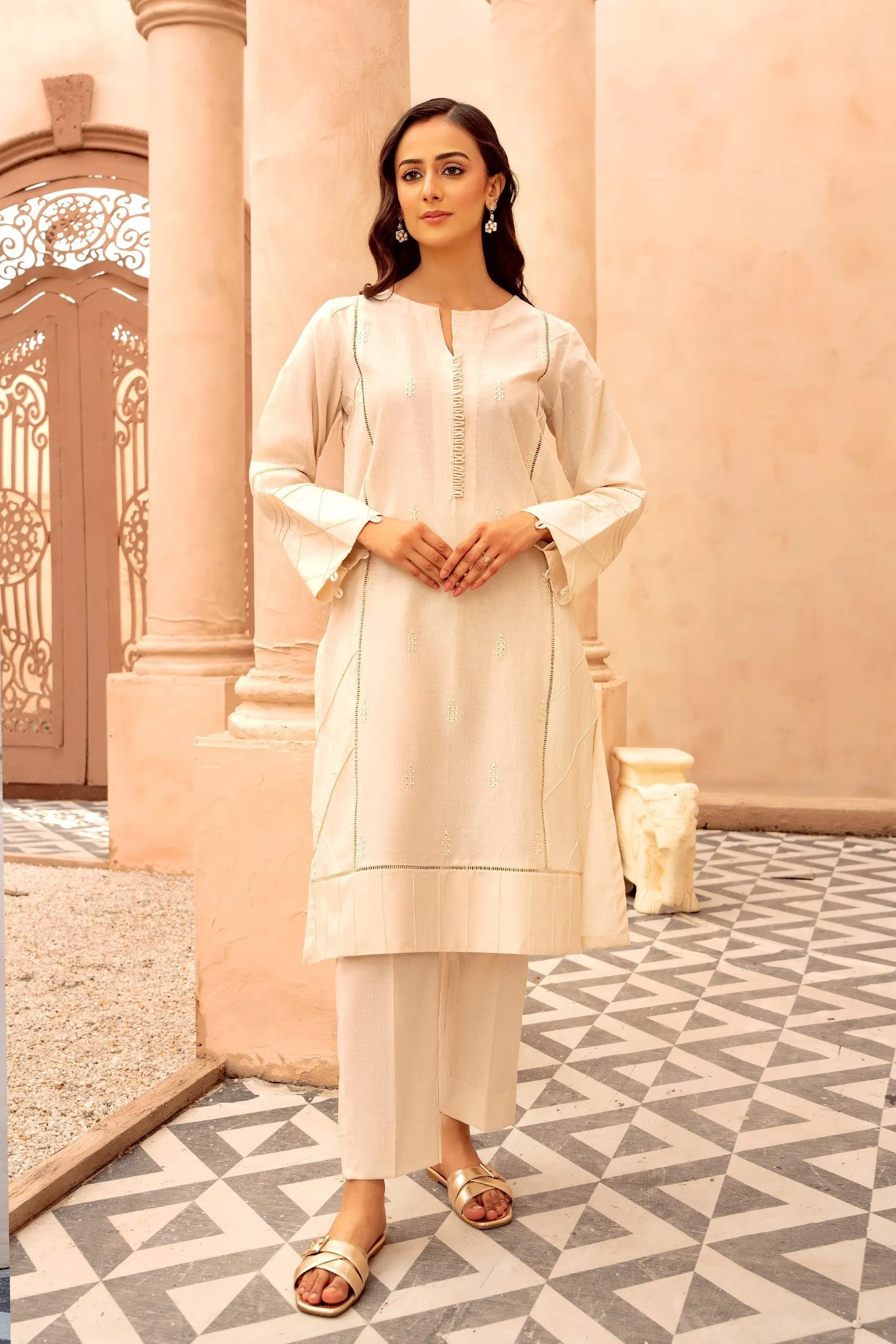 Pearl KGL-00743 2-Piece Suit