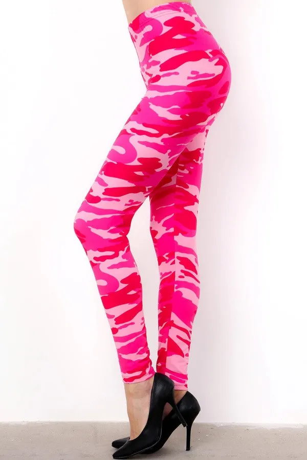 Soft Leggings in Hot Pink Camo Print