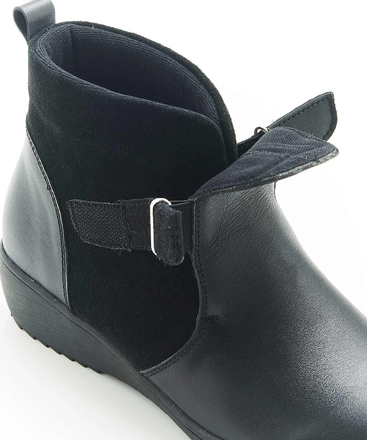 Cozy Touch Fastening Boots