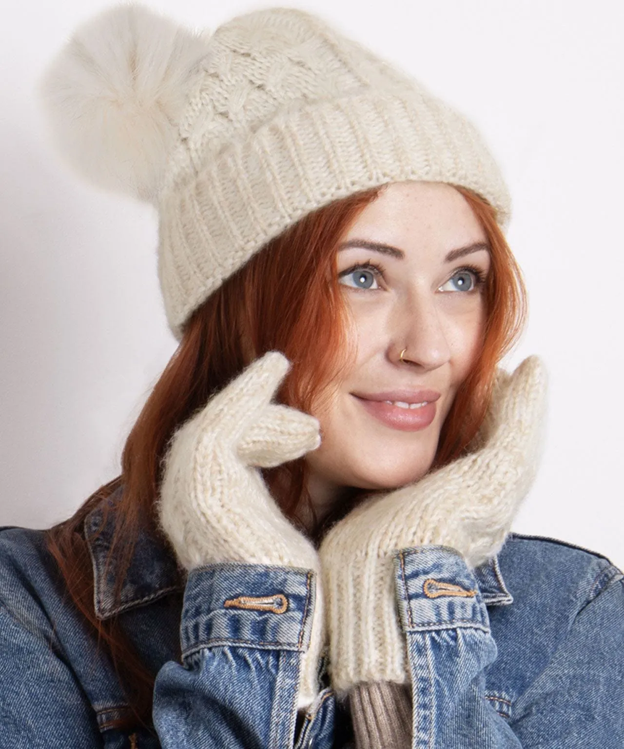 Totes Ladies Cable Hat & Glove Gift Set