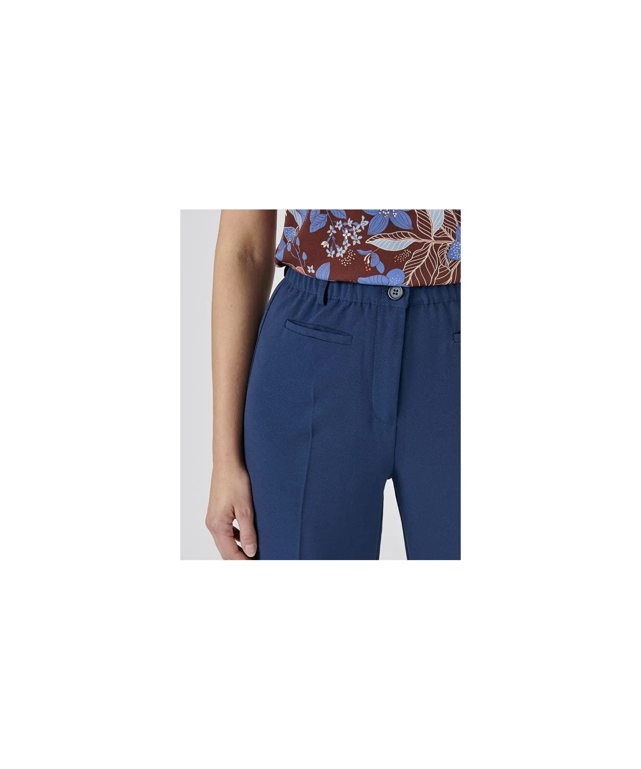 Wide-leg Trousers with Tummy Control