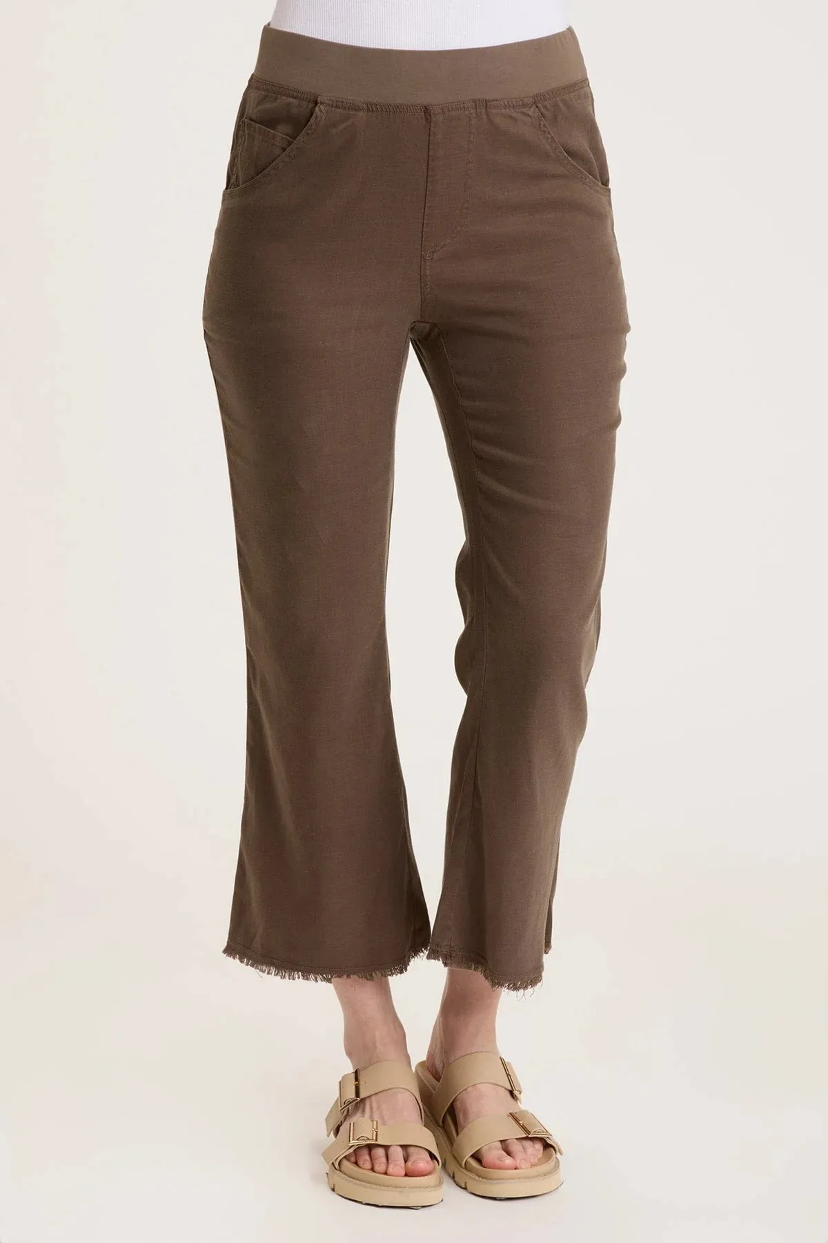 XCVI Lorilei Pant - Stylish Wearable Option